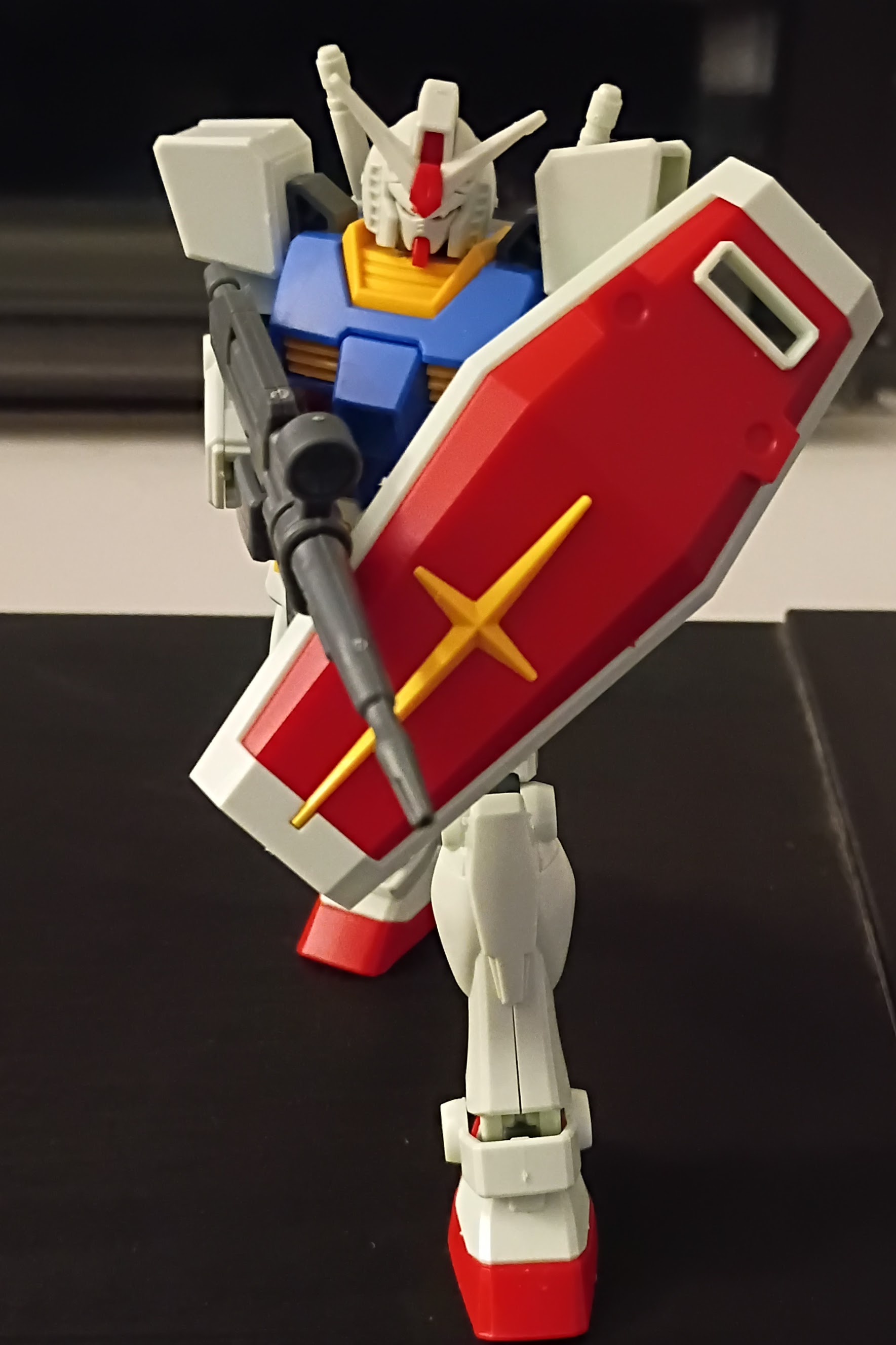 Entry Grade: RX-78-2 Gundam
